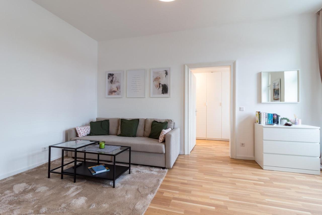 Central Apartment Wenen Buitenkant foto